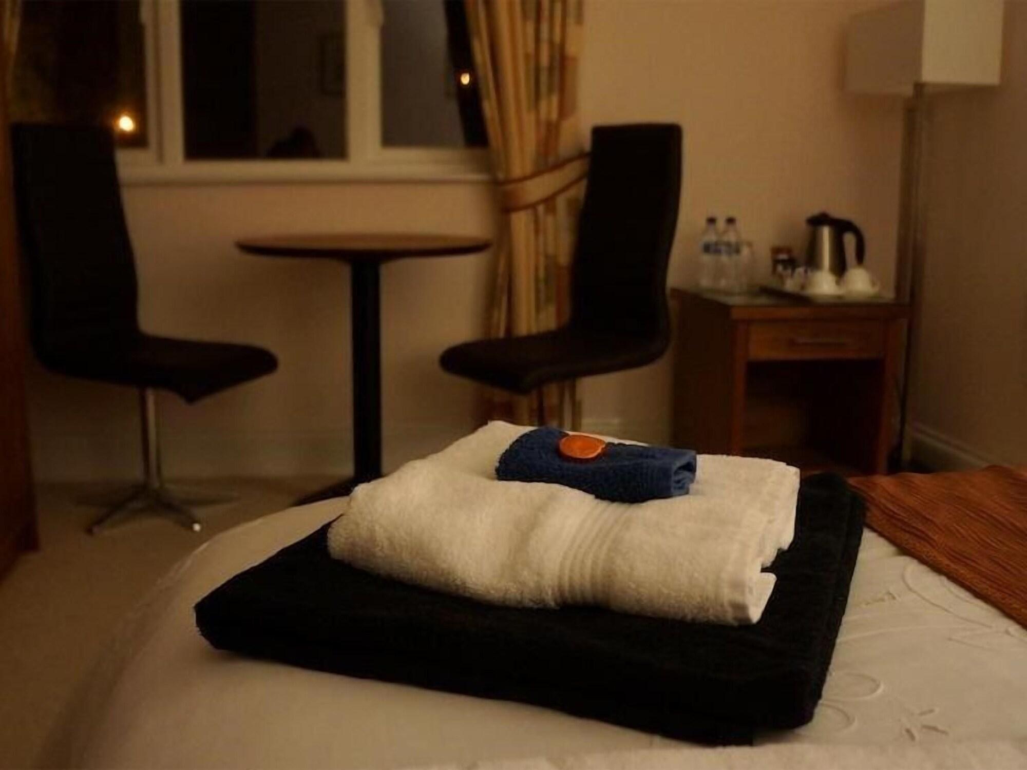 The Lyn Valley Guest House Линтон Экстерьер фото